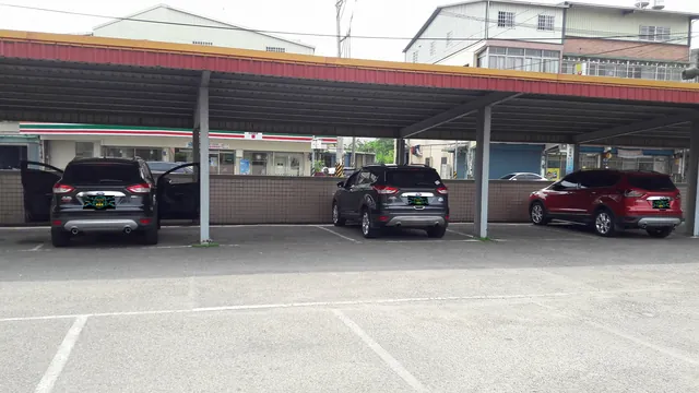 KUGA MK2 電腦隱藏功能開啟 施工實績 25／52